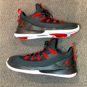 Mens Nike Jordan Ultra Fly 2 Low Size 11.5 EUC